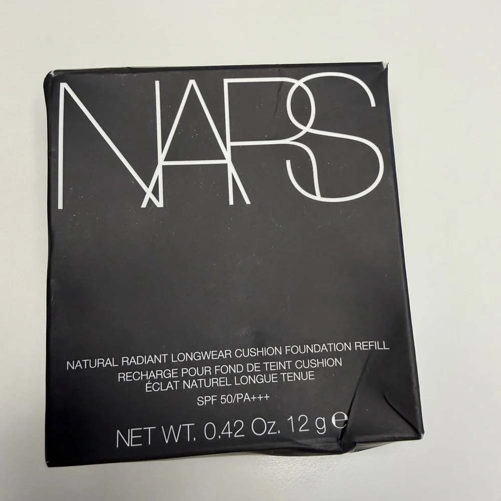 Nars Natural Radiant Longwear Cushion Foundation Refill Mont Blanc- 5880